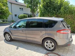 Braun Gebraucht 2014 Ford S-MAX Titanium Van / Kleinbus | 7.300 € (Guter Preis)