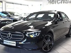 Schwarz Gebraucht 2022 Mercedes E300 Night Limousine | 39.599 € (Etwas zu teuer)