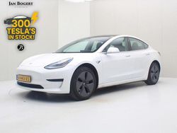 Weiß Gebraucht 2020 Tesla Model 3 Standard Range Limousine | 17.900 € (Fairer Preis)
