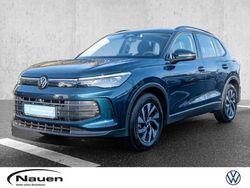Blau Gebraucht 2024 VW Tiguan Life SUV | 36.480 € (Teuer)