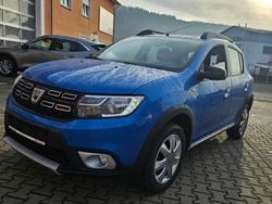 Blau Gebraucht 2019 Dacia Sandero Celebration SUV | 6.900 € (Guter Preis)