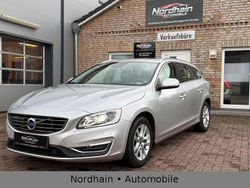 Silber Gebraucht 2016 Volvo V60 Summum Kombi | 14.799 € (Fairer Preis)