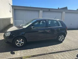 Schwarz Gebraucht 2009 VW Polo Trendline Kleinwagen | 2.500 € (Fairer Preis)