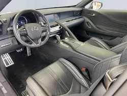 Weiss Gebraucht 2021 Lexus LC 500 Cabrio | 83.300 € (Teuer)
