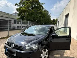 Schwarz Gebraucht 2012 VW Golf VI Kleinwagen | 6.500 € (Etwas zu teuer)