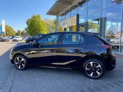 Diamantschwarz Gebraucht 2022 Opel Corsa-e Edition Kleinwagen | 16.890 € (Fairer Preis)