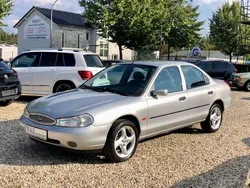 Silber Gebraucht 1998 Ford Mondeo Ambiente Limousine | 2.990 €