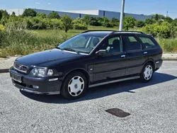 Schwarz Gebraucht 2003 Volvo V40 Comfort Kombi | 1.500 € (Fairer Preis)
