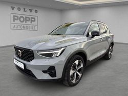 Vapour grey Gebraucht 2024 Volvo XC40 Plus SUV | 35.980 € (Guter Preis)