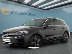 Schwarz Gebraucht 2023 VW Touareg SUV | 69.299 € (Fairer Preis)