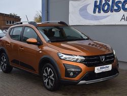 Orange Gebraucht 2022 Dacia Sandero Comfort SUV | 15.950 € (Fairer Preis)