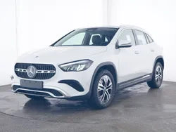 Digitalweiß Gebraucht 2024 Mercedes GLA220 Advanced SUV | 41.810 € (Superpreis)