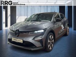 Grau Gebraucht 2022 Renault Mégane Evolution Limousine | 22.711 € (Fairer Preis)