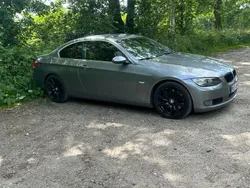 Silber Gebraucht 2007 BMW 330 Sport Line Coupé | 9.200 € (Superpreis)
