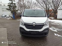 Weiß Gebraucht 2021 Renault Trafic Komfort Van / Kleinbus | 14.900 € (Guter Preis)