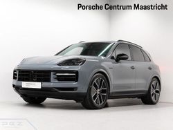 Grau Gebraucht 2024 Porsche Cayenne S E-Hybrid SUV | 129.001 €