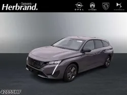 /typ aussenverkleidung metall Gebraucht 2024 Peugeot 308 Allure Kombi | 30.889 €