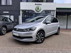 Reflexsilber metallic Gebraucht 2020 VW Touran United Van / Kleinbus | 25.900 € (Fairer Preis)