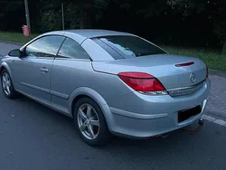 Gebraucht 2008 Opel Astra Cabriolet Cabrio | 1.600 € (Guter Preis)