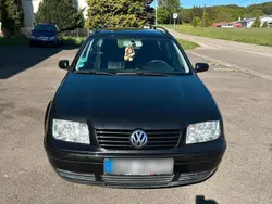 Schwarz Gebraucht 2000 VW Bora Limousine | 1.900 €