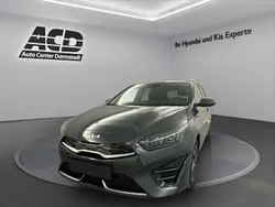 Dark new grey (metallic) Gebraucht 2021 Kia Ceed Sportswagon Spirit Kombi | 21.470 € (Fairer Preis)