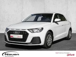 Gletscherweiß metallic Gebraucht 2024 Audi A1 Sportback Advanced Plus Kleinwagen | 23.881 € (Superpreis)