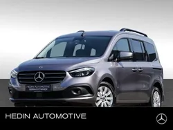Szary Gebraucht 2024 Mercedes 180 Progressive Limousine | 31.952 € (Fairer Preis)