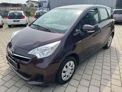 Deep amethyst mica metallic Gebraucht 2011 Toyota Verso-S Life Van / Kleinbus | 5.900 € (Superpreis)