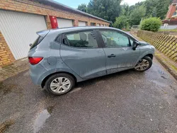 Grau Gebraucht 2018 Renault Clio IV Kleinwagen | 9.800 €