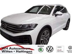 Oryxweiß perlmutteffekt Gebraucht 2024 VW Touareg Elegance SUV | 65.915 € (Superpreis)