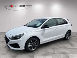 Atlas white Neu 2024 Hyundai i30 Advantage Limousine | 27.390 € (Fairer Preis)
