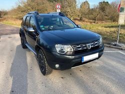 Grau Gebraucht 2016 Dacia Duster SUV | 8.250 € (Guter Preis)