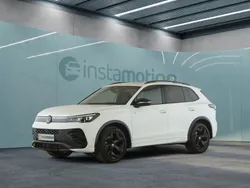 Weiß Gebraucht 2024 VW Tiguan IQ Drive SUV | 47.725 €