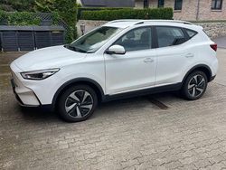 Weiß Gebraucht 2022 MG ZS Comfort Limousine | 17.800 € (Teuer)