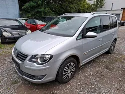Silber Gebraucht 2010 VW Touran Freestyle Van / Kleinbus | 1.999 € (Superpreis)
