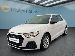 Weiß Gebraucht 2022 Audi A1 Sportback Kleinwagen | 17.899 € (Fairer Preis)