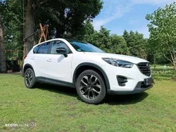 Weiß Gebraucht 2016 Mazda CX-5 Inclusive SUV | 12.199 €