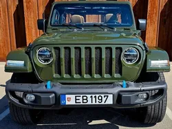 Grün Gebraucht 2022 Jeep Wrangler Sahara SUV | 44.500 €