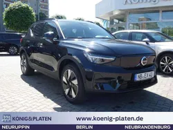 Onyx black (schwarz) Gebraucht 2024 Volvo XC40 Plus SUV | 56.680 €