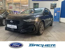 Schwarz Gebraucht 2023 Ford Focus ST-Line Limousine | 19.900 € (Superpreis)
