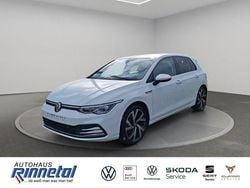 Purewhite Gebraucht 2024 VW Golf VIII Style Limousine | 29.870 € (Fairer Preis)