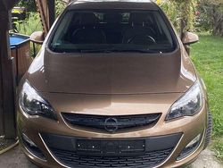 Braun Gebraucht 2015 Opel Astra Style Kleinwagen | 9.700 € (Fairer Preis)