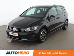 Schwarz Gebraucht 2017 VW Golf Sportsvan Sound Van / Kleinbus | 12.990 € (Fairer Preis)