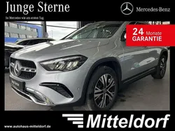 Silber Gebraucht 2024 Mercedes GLA200 Advanced SUV | 42.800 € (Etwas zu teuer)