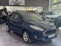 Blau Gebraucht 2017 Ford Fiesta Kleinwagen | 6.750 € (Guter Preis)