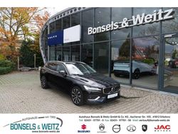 Schwarz metallic Gebraucht 2022 Volvo V60 Plus Kombi | 32.850 € (Fairer Preis)