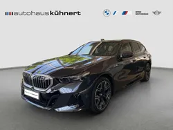 Grau Gebraucht 2025 BMW i5 M Sport Limousine | 70.590 € (Superpreis)