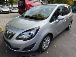 Silber Gebraucht 2010 Opel Meriva Innovation Van / Kleinbus | 1.400 € (Superpreis)