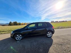Schwarz Gebraucht 2012 VW Golf VI Kleinwagen | 5.900 €