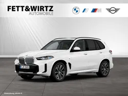 Alpinweiss Gebraucht 2025 BMW X5 M Sport SUV | 90.900 € (Superpreis)